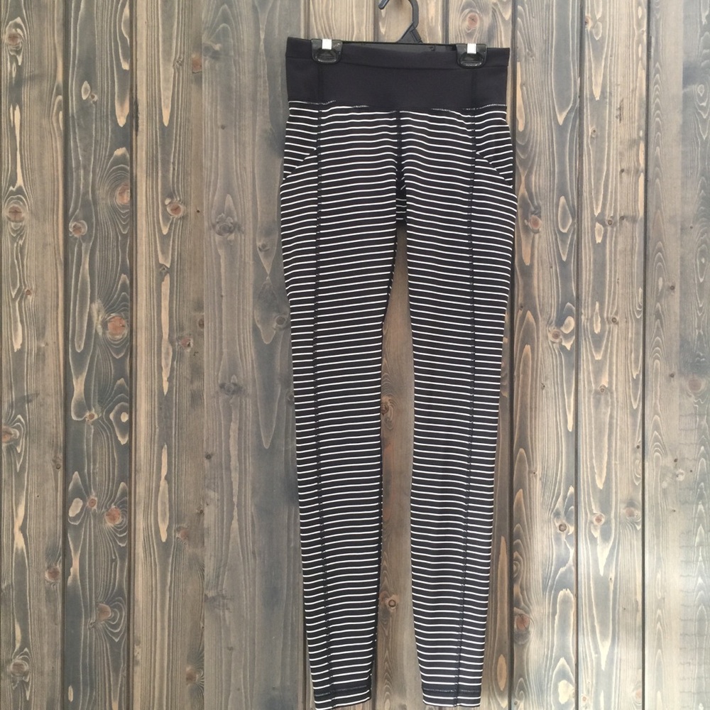 Lululemon rare manifesto Speed tight